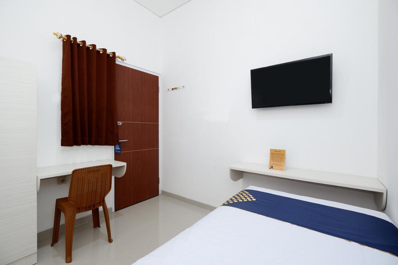 Spot On 2026 Arta Residence Semarang Eksteriør bilde