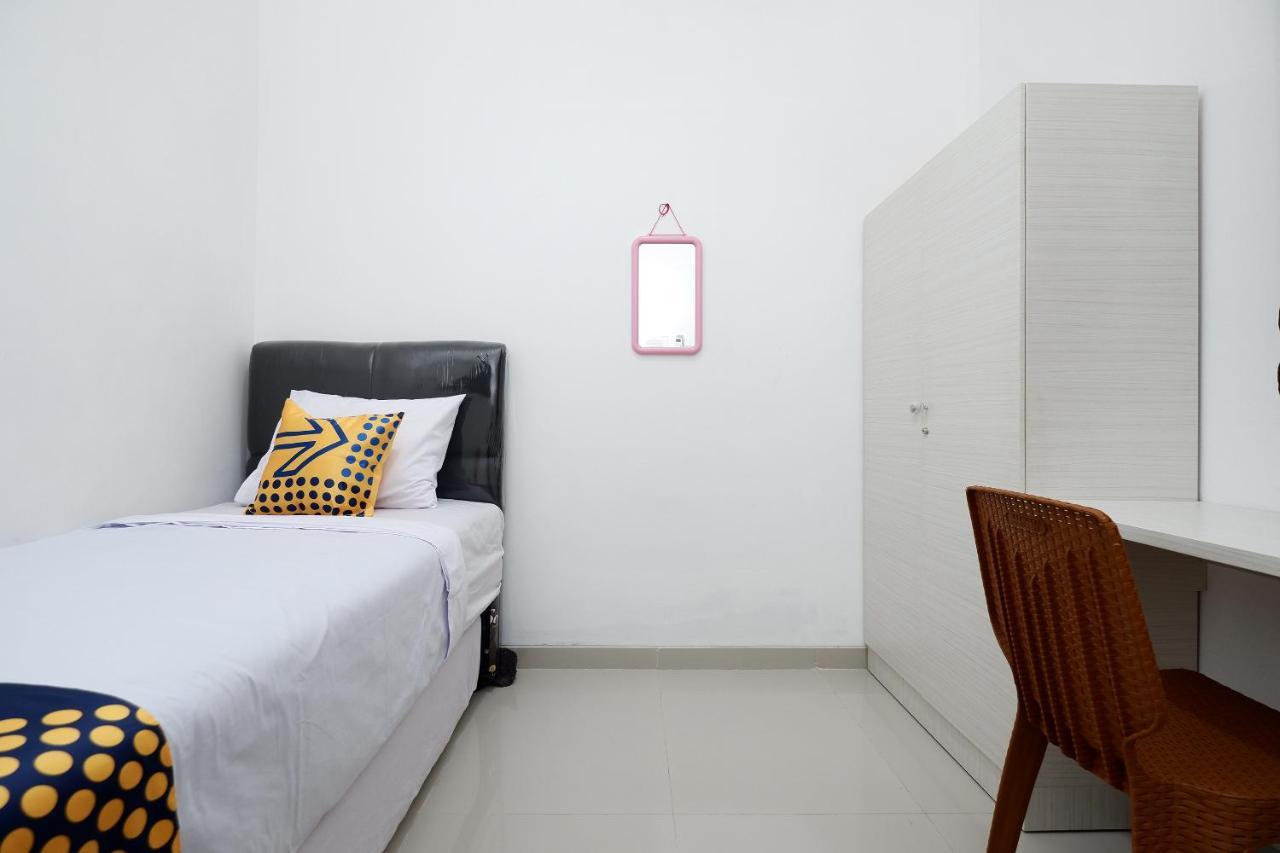 Spot On 2026 Arta Residence Semarang Eksteriør bilde